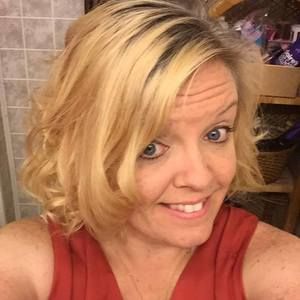 Meet your Posher, Daphne